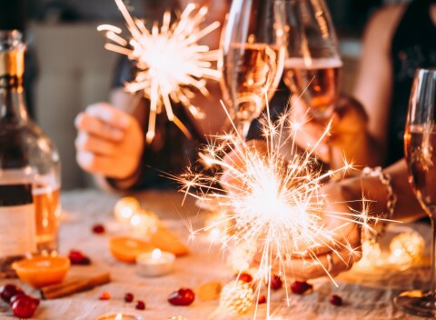 Mariánské Lázně na Vianoce a Silvestra: Hotel Villa Dino *** s 5 procedúrami, polpenziou a programom.