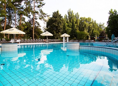 Relaxačný pobyt s polpenziou v Danubius Health Spa Resort Esplanade ****, Piešťany.