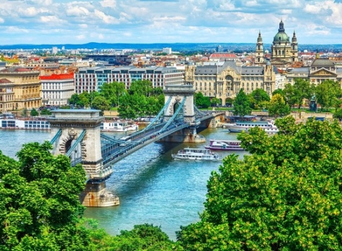 Leto, jeseň alebo zima v Budapešti v hotelovej sieti Mellow Mood Hotels.