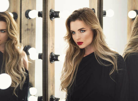 Štýlový strih alebo špeciálny ombré melír v salóne Hellen v centre Trnavy.