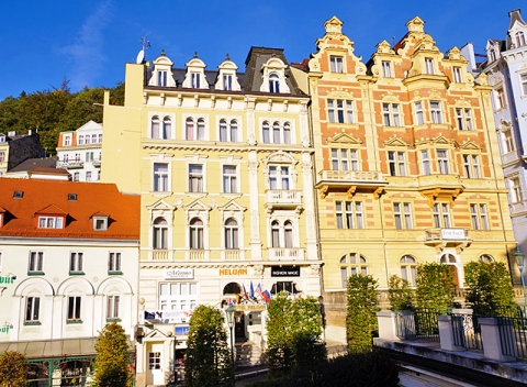 Karlovy Vary štýlovo s ubytovaním v 4* hoteli s wellness balíčkom a polpenziou.