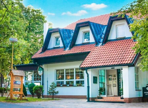 Beskydy - Valašsko: Hotel Na Skalkách ***s polpenziou, vstupom do bazéna a 50 % zľavou do zámockého múzea.