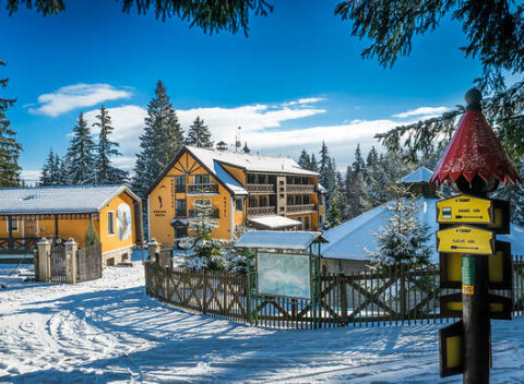 Dovolenka uprostred lesa Račkovej doliny v HORSKEJ CHATE OREŠNICA*** s polpenziou a deťmi v cene.