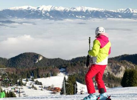 Zimný relax a Silvester s wellness, polpenziou v hoteli Áčko*** len pár metrov od ski centra Malinô Brdo.