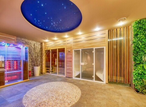 Vysoké Tatry pri Štrbskom Plese v Hoteli Panorama **** s polpenziou, wellness, herňou a darčekom.