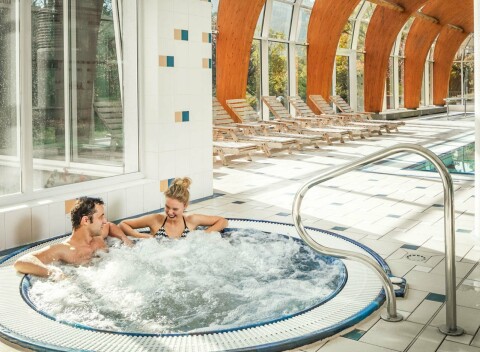Spa Resort Sanssouci **** s polpenziou, až 6 procedúrami a neobmedzeným wellness s bazénom.