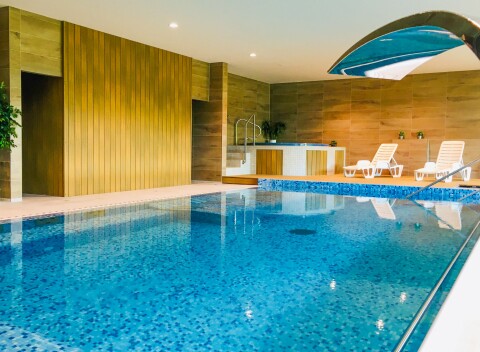 Relaxácia v Hoteli Harmonie *** s all inclusive stravou a nápojmi, bazénom, saunou a 2 procedúrami.