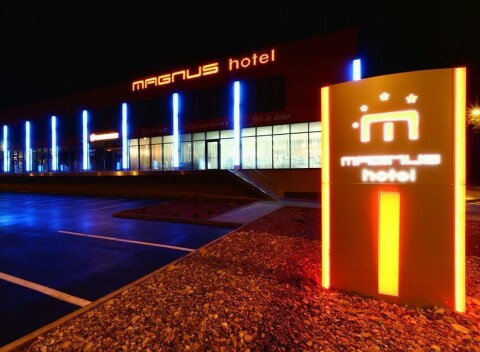 Nadštandardné ubytovanie a konferenčné priestory, moderné wellness centrum v 4*Hoteli Magnus.
