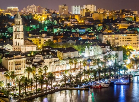 Dovolenka v modernom hoteli blízko historického centra Splitu, s raňajkami a welcome drinkom