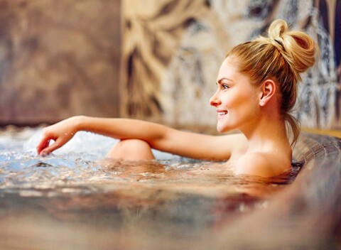 Nitra v luxusnom Boutique Hoteli Zlatý Kľúčik s Oriental Luxury Spa, raňajkami a degustačnou večerou.