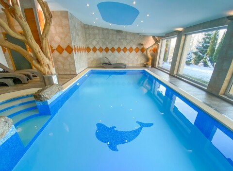Vysočina: Hotel Podlesí *** s Rozprávkovou dedinkou, Peklom Čertovina, bazénom, službou a polpenziou.