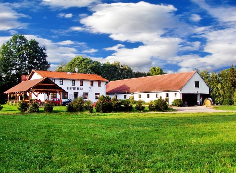 Pobyt na ranči v Beskydách s raňajkami, požičaním bicyklov a jazdeckým výcvikom na koni.