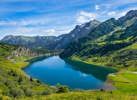 Skvelá dovolenka s rodinou v rakúskych Alpách pre 4 osoby na 3 noci v apartmánoch Flachau.