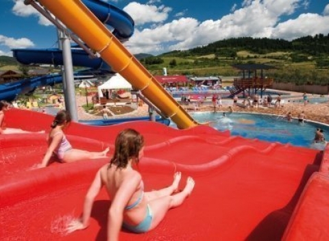 Užite si dovolenku v hoteli Summit *** v Bešeňovej s polpenziou, zľavovou kartou, bicyklami.