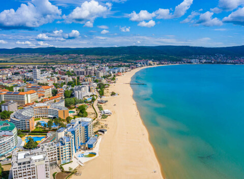 Dovolenka pre 2 osoby na 7 nocí v štúdiu Izida Palace v Bulharsku so vstupom do wellness.