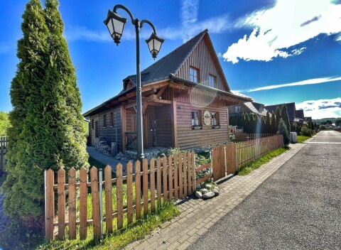 Útulná Drevenička Anička pre 6 osôb so súkromným wellness pri Liptovskej Mare.