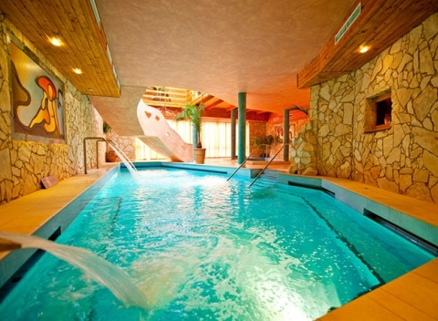 Rodinná dovolenka s plnou penziou v Hoteli Aurum Family **** v kúpeľoch Hajdúszoboszló.