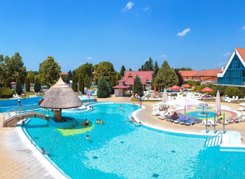 Jeseň v maďarských zážitkových kúpeľoch Kehida Termál s ubytovaním a polpenziou pre dvoch.