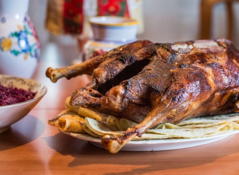 Kačacie a husacie hody max. pre 6 osôb podľa starej grobskej receptúry.
