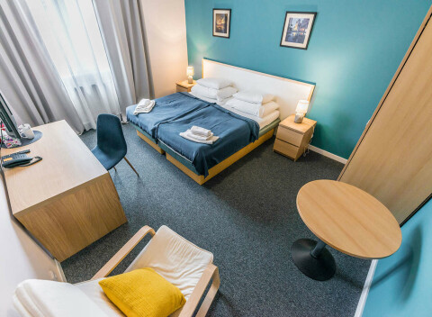 Pobyt v centre Košíc pre dvoch s raňajkami a fľašou sektu v hoteli TeleDom.