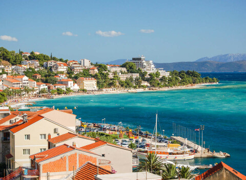 Dovolenka vo Vile Marta s dopravou luxusným autobusom RegioJet a možnosťou polpenzie a poistenia.