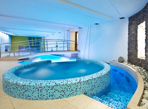 4* dovolenka v Tatrách s polpenziou, vstupom do AQUAcity a vstupom do wellness.