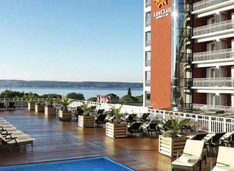Luxusný 4* Grand Hotel Portorož s unikátnym wellness centrom priamo na pobreží Jadranského mora.