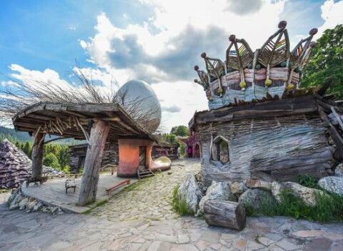 Celodenný vstup do známej rozprávkovej dedinky Habakuky na Donovaloch.