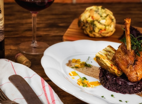 Kačacie a husacie hody v novootvorenej reštaurácii U Richtára priamo na námestí v Banskej Bystrici.