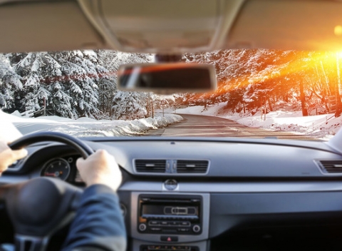 Profesionálny kompletný zimný servis klimatizácie a dezinfekcia auta ozónom.