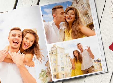 40-stranová fotokniha s tvrdými doskami. Vaše najkrajšie spomienky v nádhernej fotoknihe.