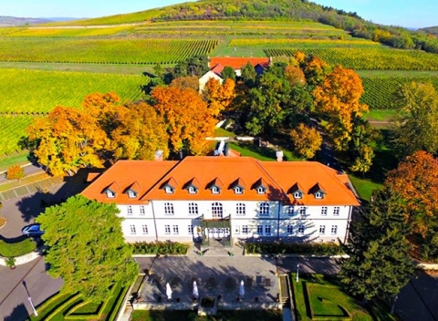 Luxusný pobyt v Hoteli Gróf Dégenfeld **** v obklopení viníc tokajského kraja.
