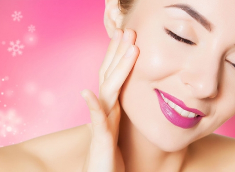 TOP zimná starostlivosť: ošetrenie pleti 2v1 luxusnou francúzskou kozmetikou v salóne Laurentis.