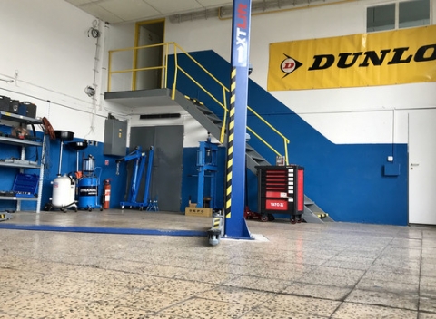 Pripravte vaše auto na zimu. Výmena pneumatík na diskoch alebo kompletné prezutie pneumatík.