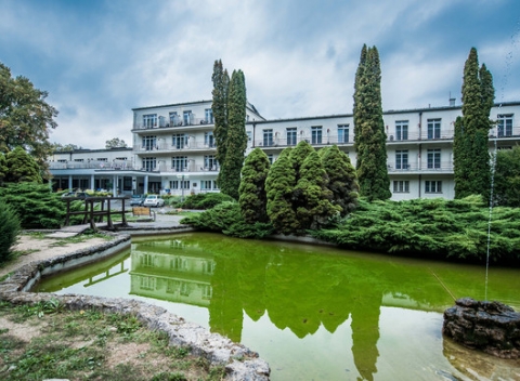 Doprajte si pocit harmónie tela a duše. Pobyt s plnou penziou a procedúrami v Kúpeľoch Sliač.