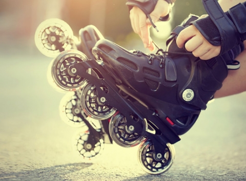 Profesionálny servis kolieskových korčúľ a tenisiek s kolieskami. Kompletné vybavenie pre milovníkov tohto športu.