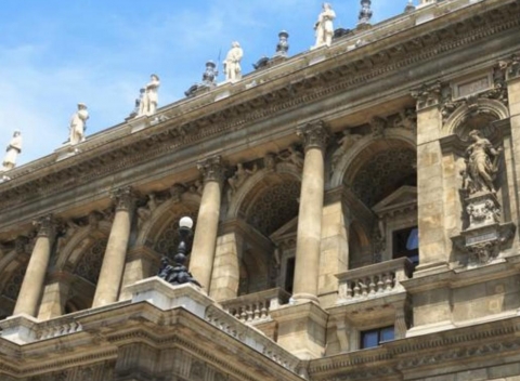 Pobyt pre dvoch v centre Budapešti v Hoteli Medosz*** + výlet na lodi.