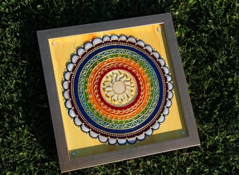 Skutočne osobný darček: Ručne maľovaná mandala od slovenského autora.