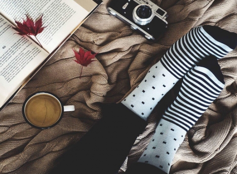 Darčekové trojbalenie farebných ponožiek od SHOX. Vyrobené z česanej bavlny.