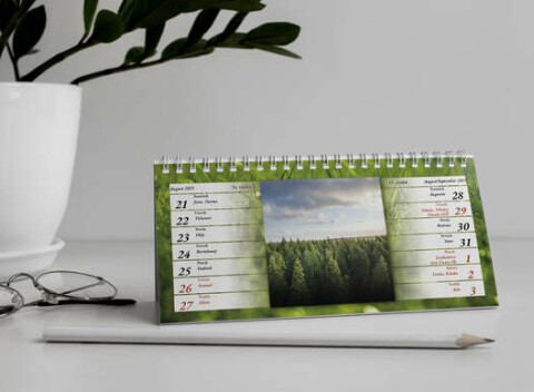 Nástenné alebo stolové fotokalendáre 2023 od Tarawera Design.