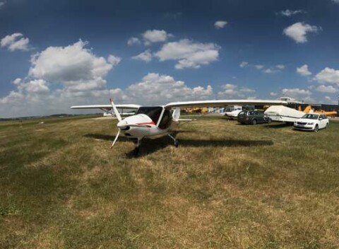 Zážitkový let na ultraľahkom hornoplošníku s možnosťou pilotovania na skúšku vami vybranou trasou.