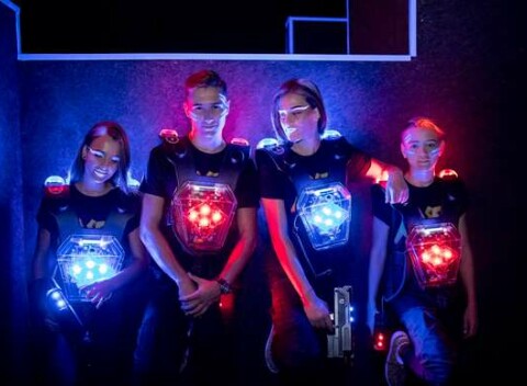 Laser arena v Komárne - hry plné adrenalínu pre 2 až 12 osôb.