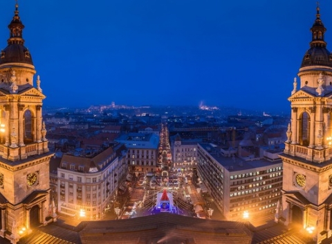 Ubytovanie s nádychom Orientu v budapeštianskom hoteli Marmara, jedno dieťa do 12 rokov zdarma.