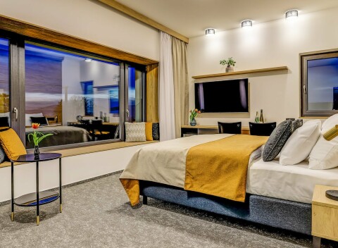 Beskydy: Kunčice pod Ondřejníkom v Hoteli Maralák **** s raňajkami/polpenziou v izbe či apartmáne s vírivkou.