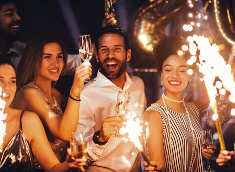 Silvester pri zjazdovke v Zlatých Horách: Hotel Praděd Thamm *** s polpenziou, gala večerom a wellness + rumy.