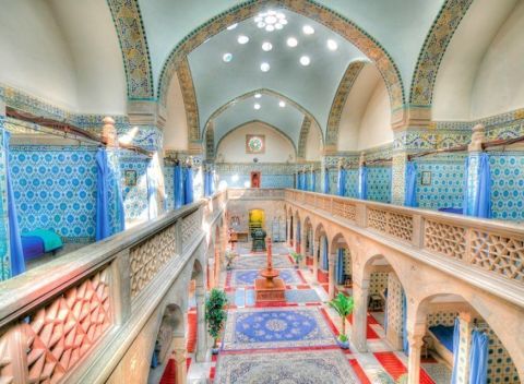 Trenčianske Teplice v Garni hoteli Praha *** so vstupom do kúpeľov a masážou.