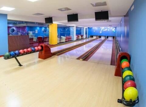 Bowling v štvorhviezdičkovom Hoteli Magnus**** v Trenčíne.