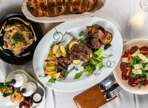 Degustačné menu pre 2 osoby ako z talianskej metropoly v reštaurácii La Piazza - na výber degustácia mora alebo degustácia mäsa.