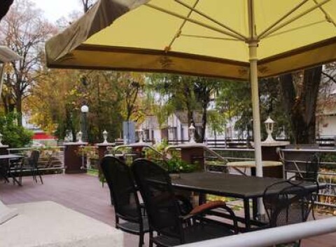 Dovolenka v Hoteli Pávai*** s polpenziou a vstupom do kúpeľov Hungarospa v Hajdúszoboszló.