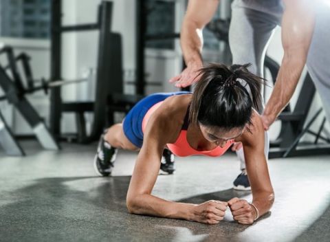 Zábavné skupinové tréningy #DOTELA aj s couchingom, meraniami aj elektolytickými nápojmi.